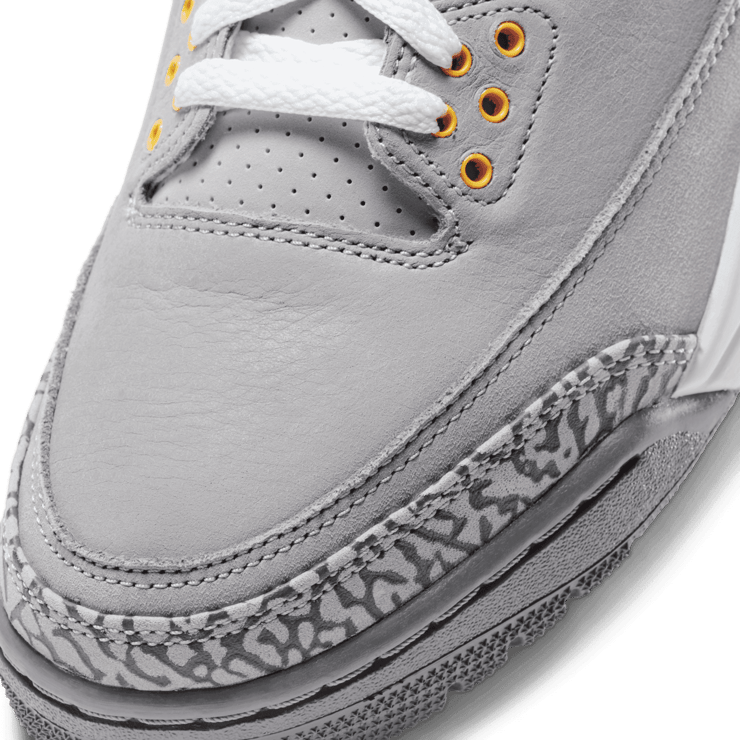 Air Jordan 3 Retro Cool Grey Angle 4