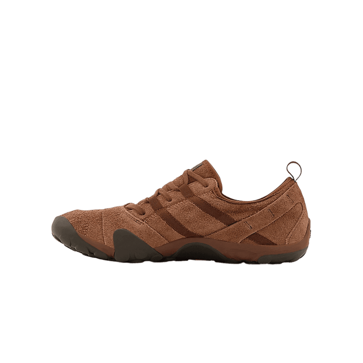 New Balance MT10 Brown Angle 0