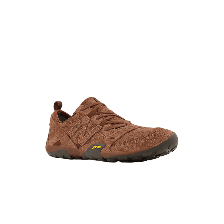 New Balance MT10 Brown Angle 2