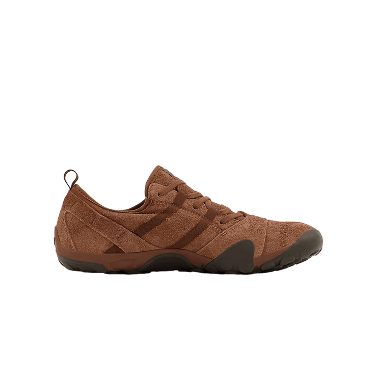 New Balance MT10 Brown Angle 5