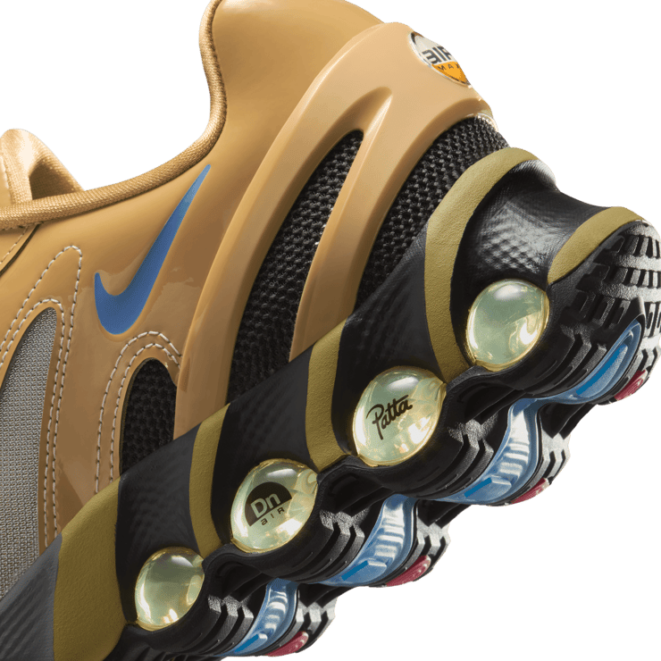 Nike Air Max DN8 Patta Club Gold Angle 25