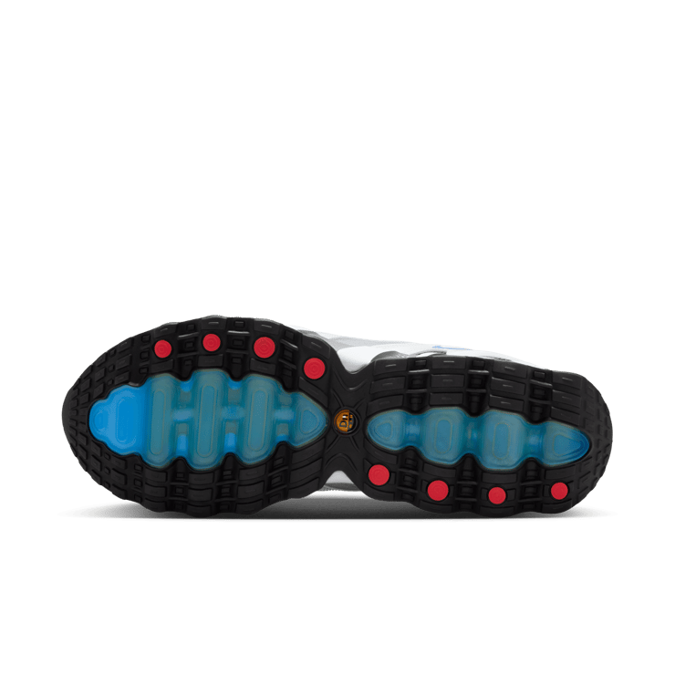 Nike Air Max DN8 Patta White Angle 2