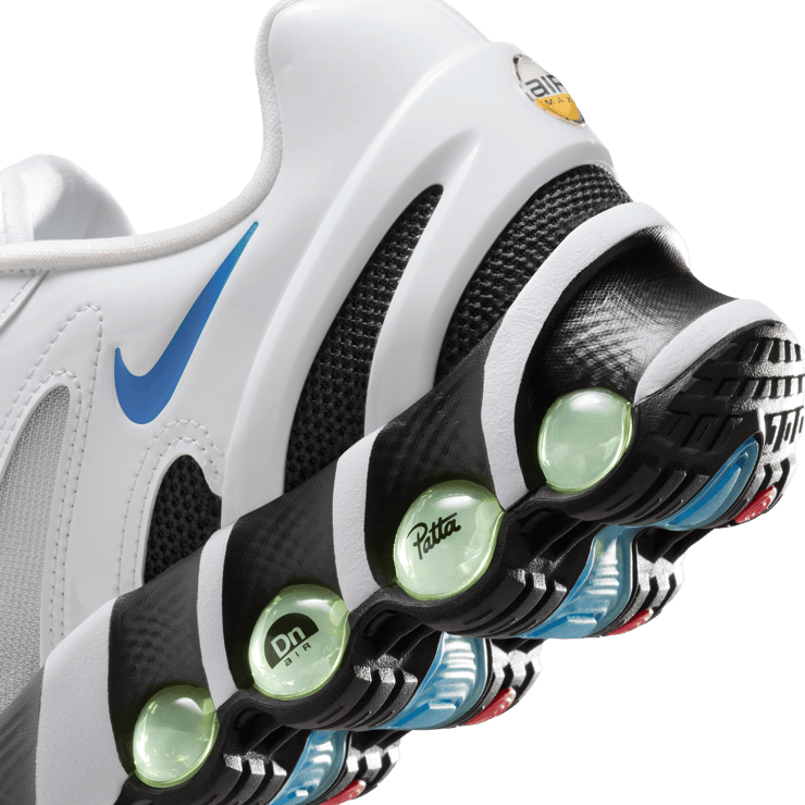 Nike Air Max DN8 Patta White Angle 9