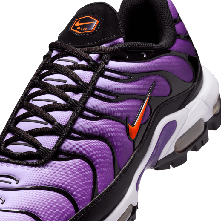 Nike Air Max Plus Golf Voltage Purple Angle 18