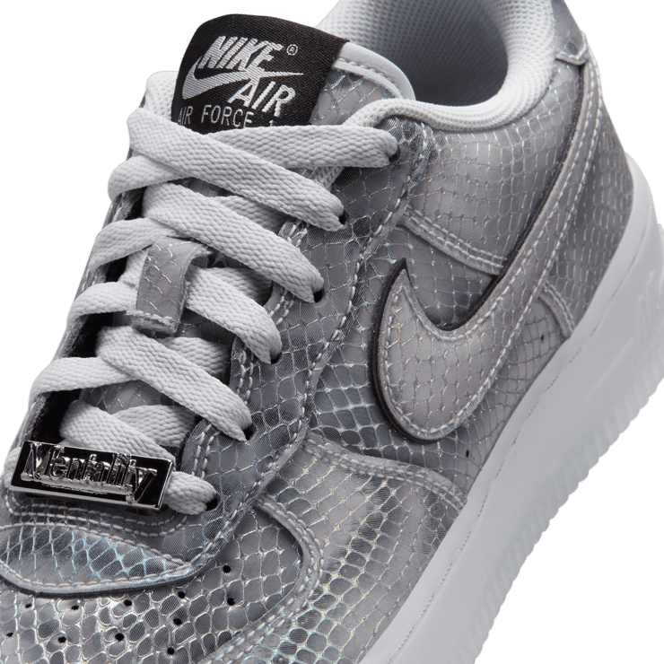 Nike Air Force 1 Low Protro Kobe Bryant Lenticular (GS) Angle 30