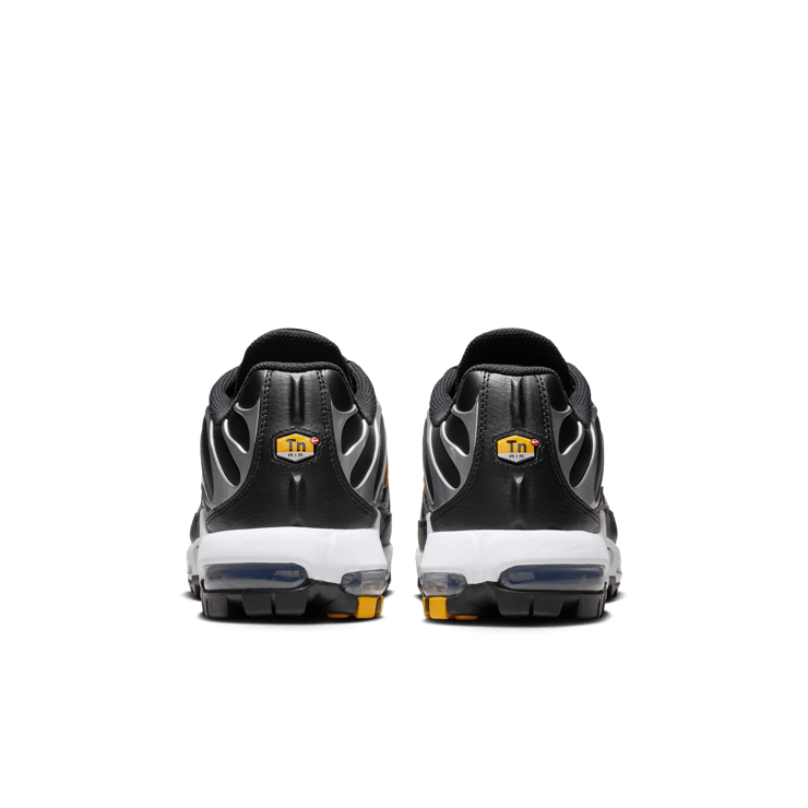 Nike Air Max Plus Golf Black Metallic Silver Angle 4
