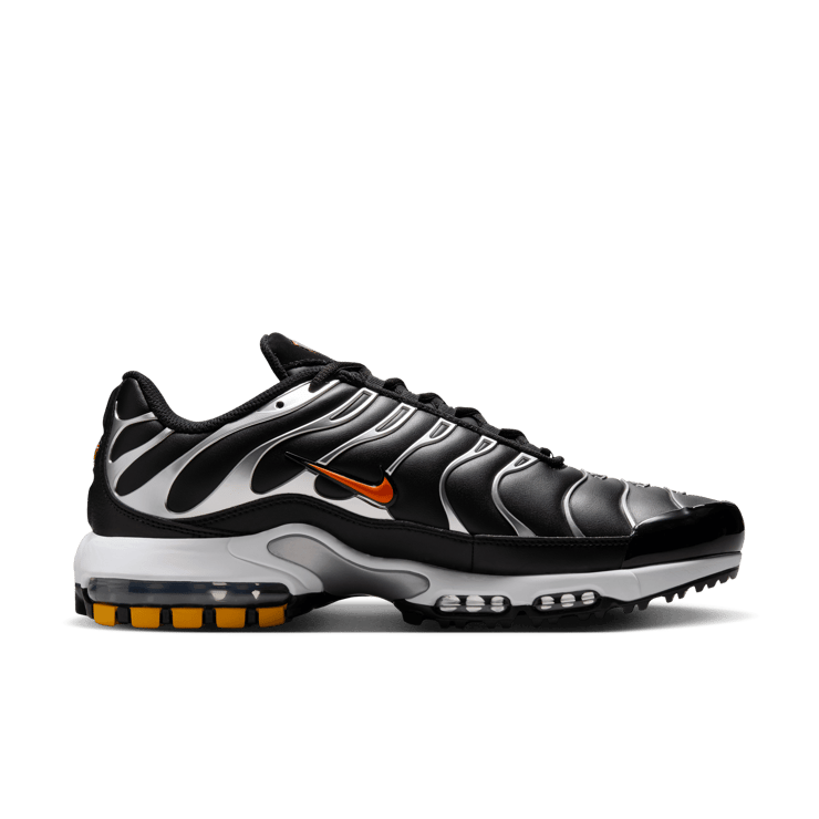Nike Air Max Plus Golf Black Metallic Silver Angle 15
