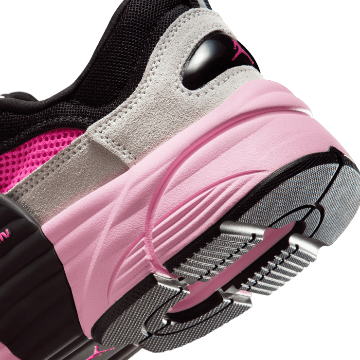 Jordan Trunner O/S Wolf Grey Pink Blast Angle 1