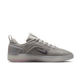 Nike SB Nyjah 4 College Grey Angle 5