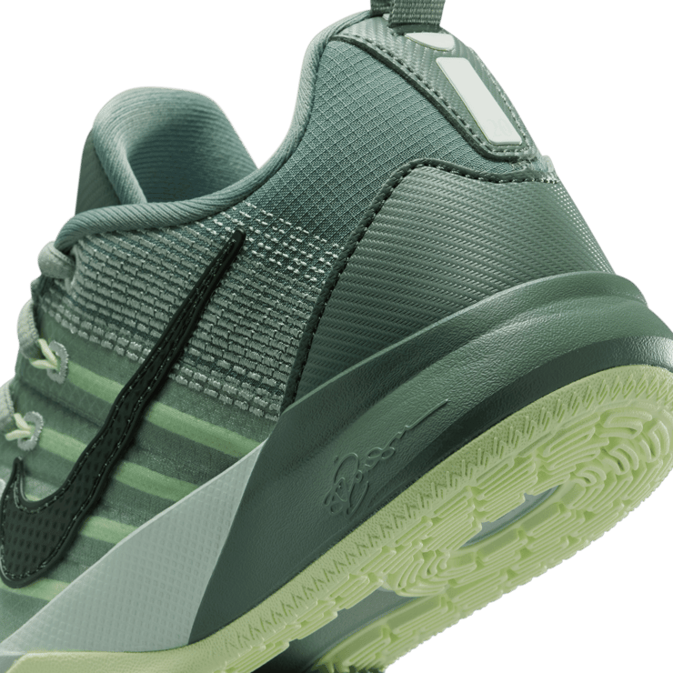 Nike Sabrina 3 Clay Green (GS) Angle 14