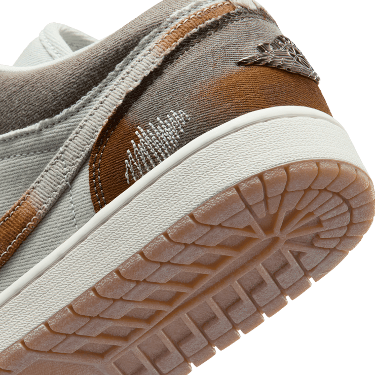 Air Jordan 1 Low SE Rust Canvas Angle 33