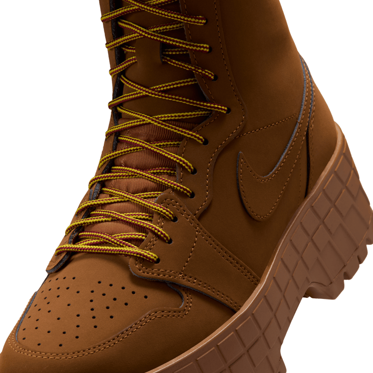 Air Jordan 1 Brooklyn Boot Light British Tan (W) Angle 58