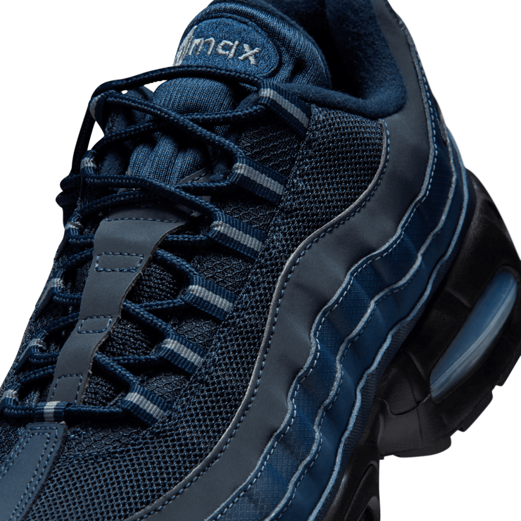 Nike Air Max 95 Big Bubble Obsidian Angle 24