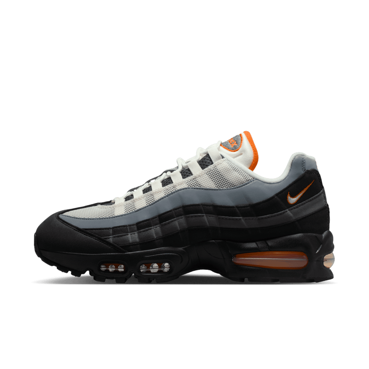 Nike Air Max 95 Black Bright Ceramic Angle 3