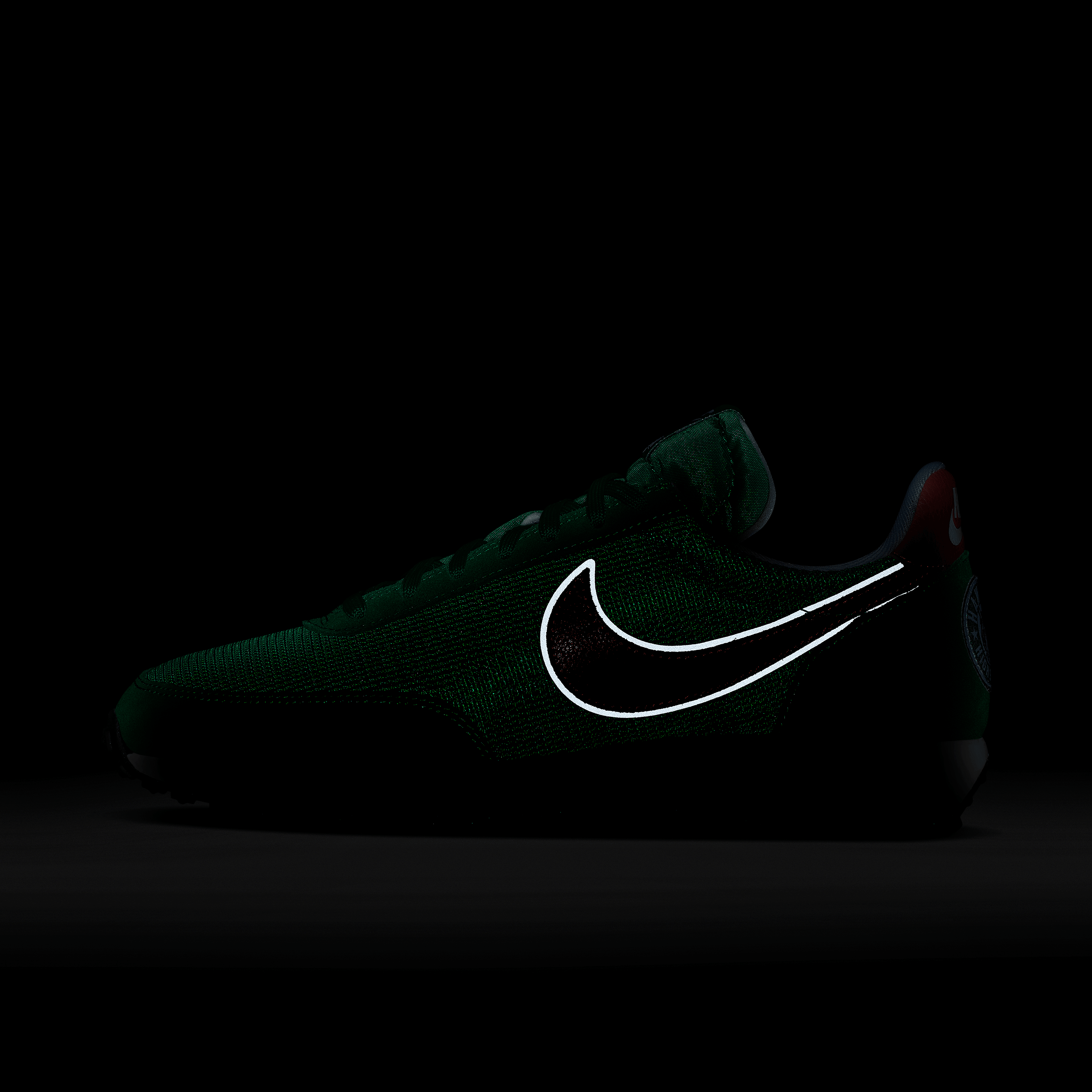 nike hawkins tailwind