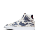 Nike Blazer Mid Strangers Things Upside Down Pack Angle 1