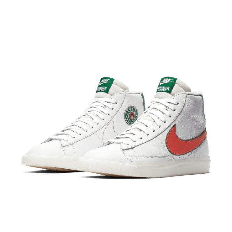 Nike Blazer Mid Stranger Things Hawkins High School Angle 6