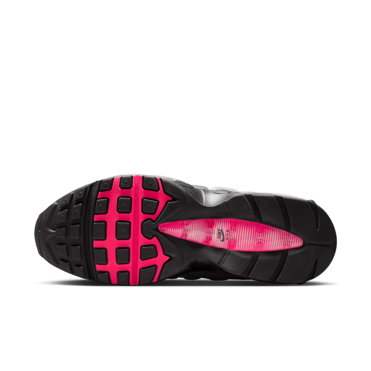 Nike Air Max 95 OG Big Bubble Solar Red Angle 4