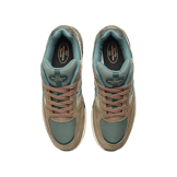New Balance Numeric Andrew Reynolds 933 Mushroom New Spruce Angle 1