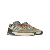 New Balance Numeric Andrew Reynolds 933 Mushroom New Spruce Angle 2