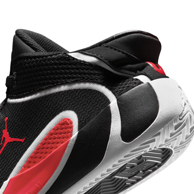 Jordan Tatum 4 Black University Red (PS) Angle 56