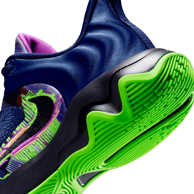 Nike Giannis Immortality 4 King of the Court (GS) Angle 19