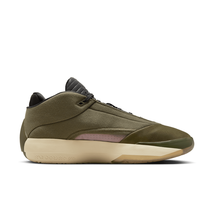 Air Jordan 40 Heritage Angle 5