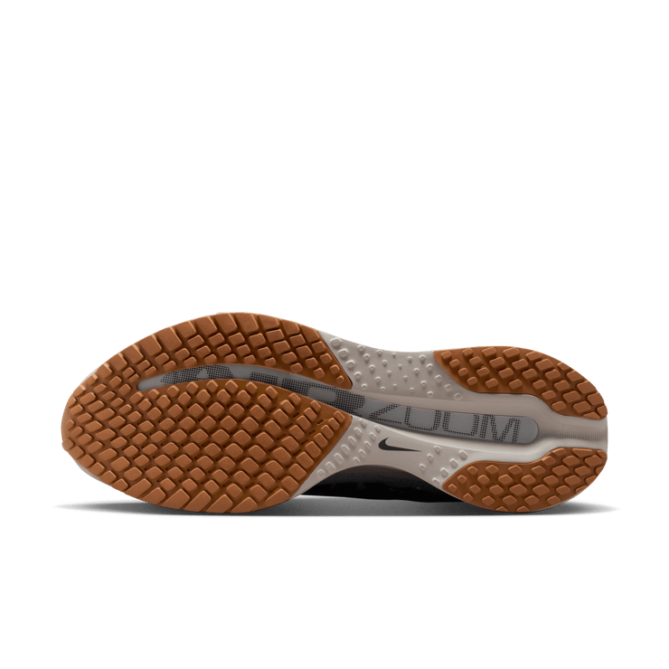 Nike Pegasus Premium College Grey Gum Angle 11