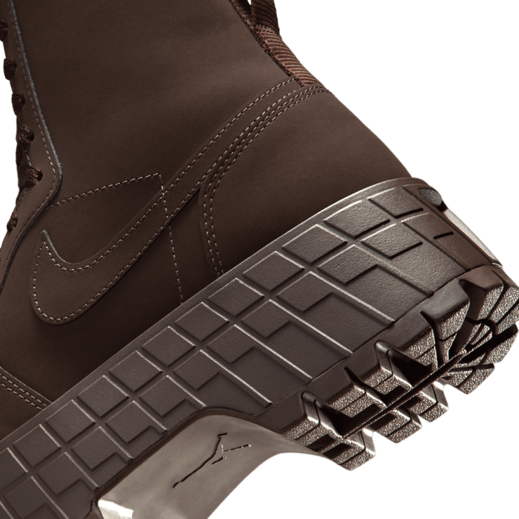 Air Jordan 1 Brooklyn Boot Baroque Brown (W) Angle 23