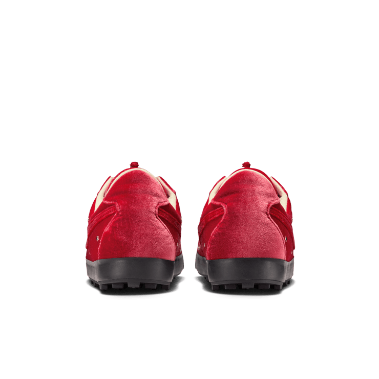 Nike Astrograbber Gym Red Velvet Angle 0