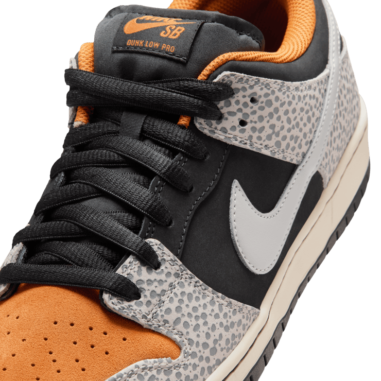 Nike SB Dunk Low Olympic F&F Angle 18