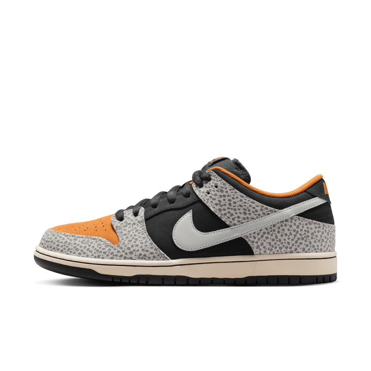 Nike SB Dunk Low Olympic F&F Angle 3