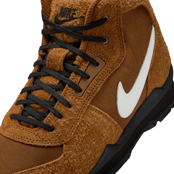 Nike Baltoro Stüssy Light British Tan Angle 7