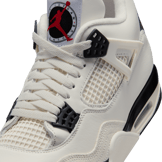 Air Jordan 4 Retro OG Flight Club Angle 9