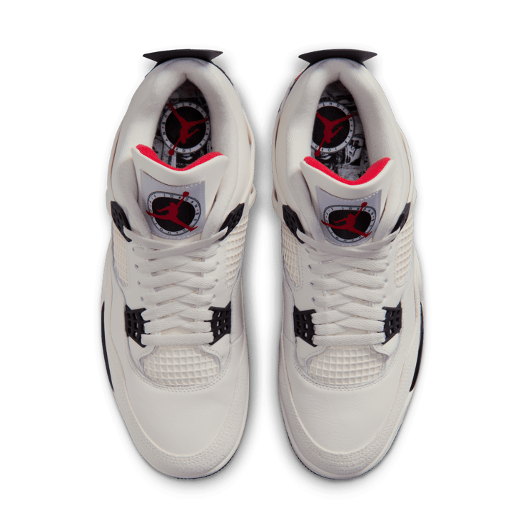 Air Jordan 4 Retro OG Flight Club Angle 4