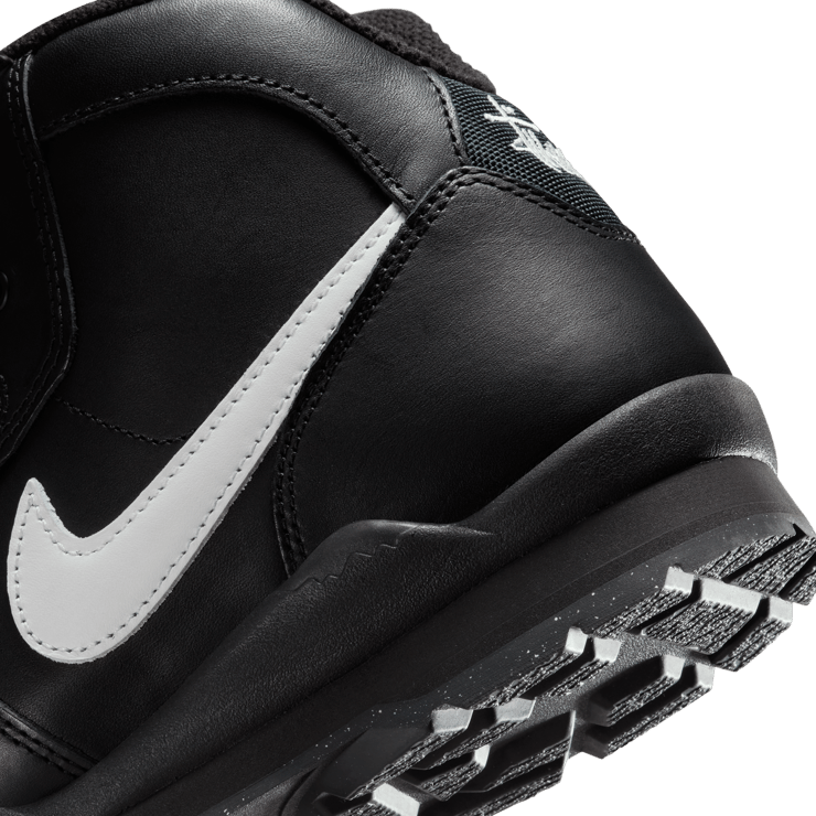 Nike Baltoro Stüssy Black White Angle 9