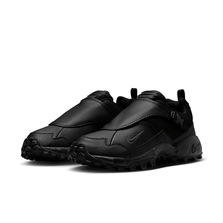 Nike ACG Phassad Black Angle 10