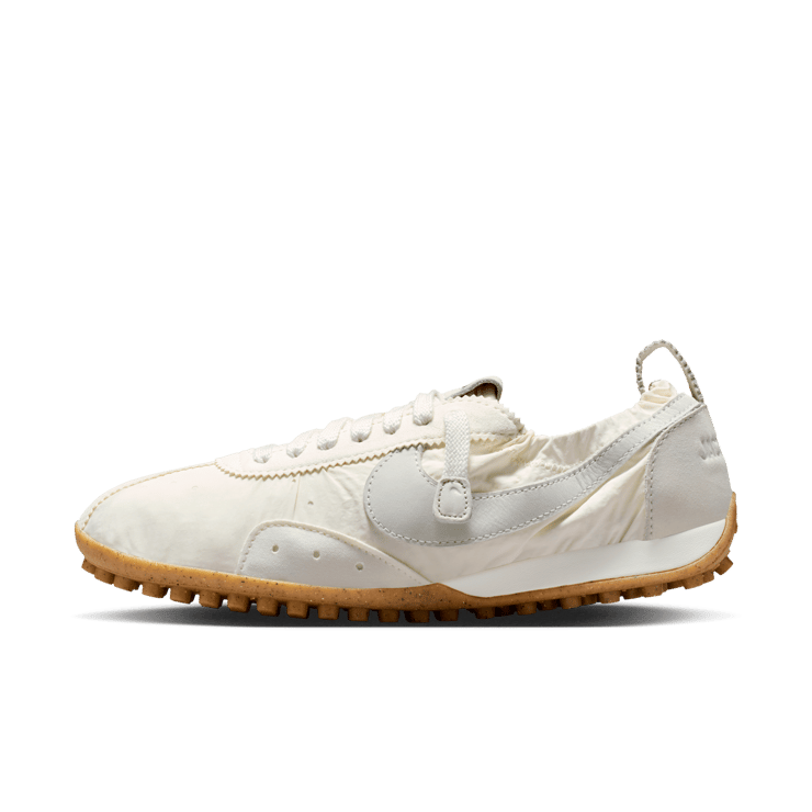 Nike Moon Shoe SP Jacquemus Soft Pearl (W) Angle 0