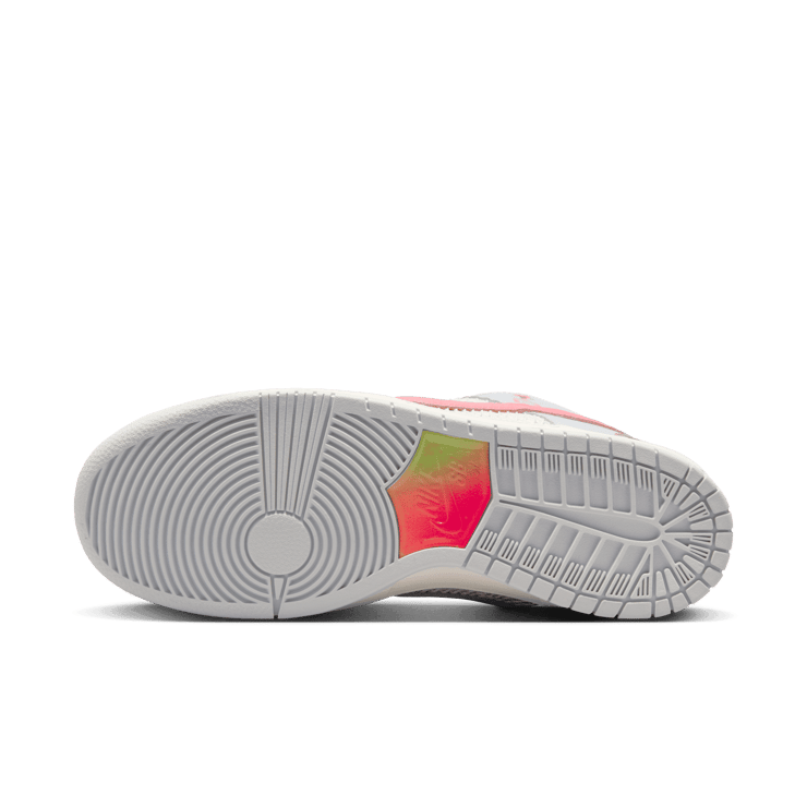 Nike SB Dunk Low BETRUE Angle 0