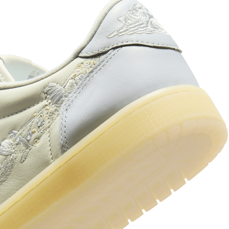 Air Jordan 1 Retro Low OG Floral Swoosh Angle 6