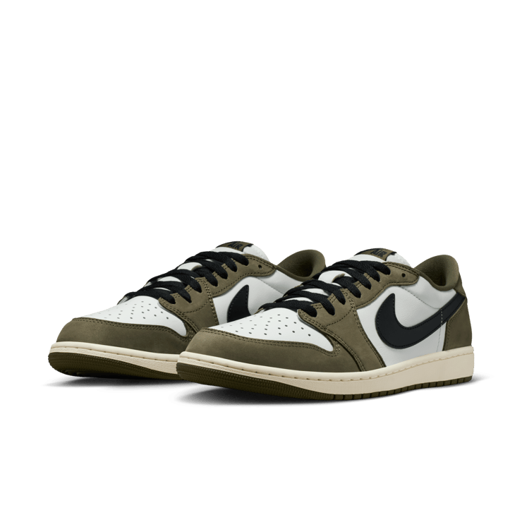 Air Jordan 1 Retro Low OG Medium Olive Angle 2