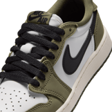 Air Jordan 1 Retro Low OG Medium Olive (GS) Angle 9