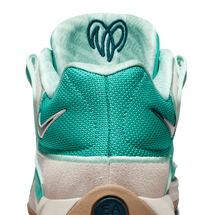 Nike KD 18 Wanda Angle 6