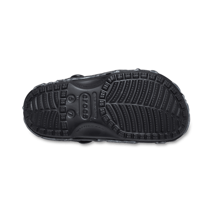 Crocs Classic Clog Stranger Things Angle 2