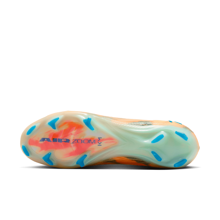 Nike Zoom Vapor 16 Elite Kylian Mbappé Limiteless Transformation Angle 6
