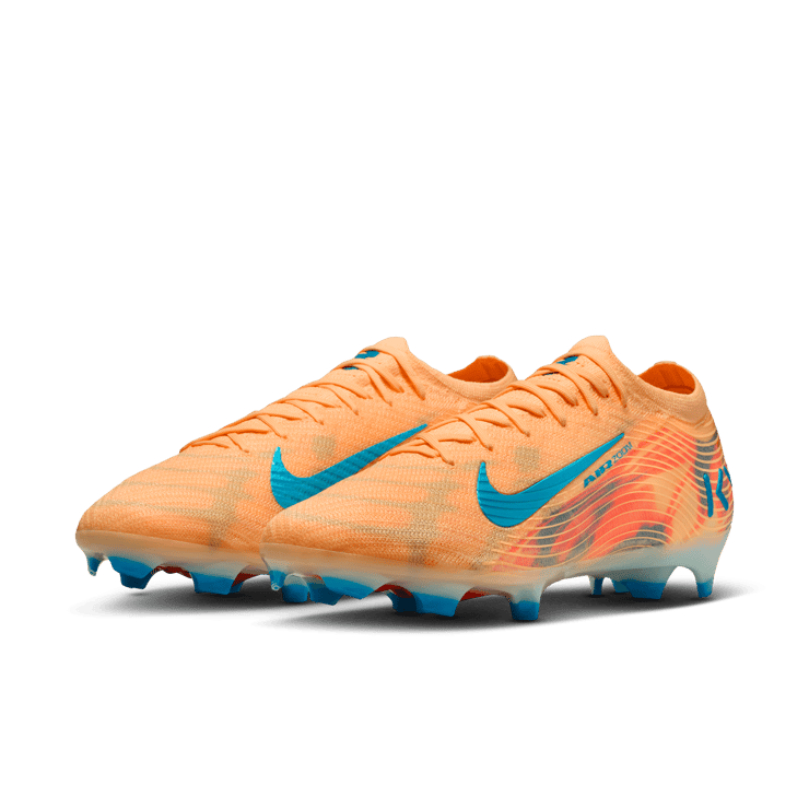 Nike Zoom Vapor 16 Elite Kylian Mbappé Limiteless Transformation Angle 25