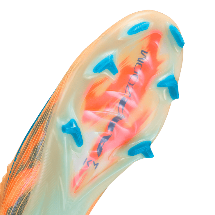 Nike Zoom Vapor 16 Elite Kylian Mbappé Limiteless Transformation Angle 44