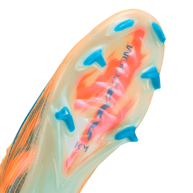 Nike Zoom Vapor 16 Elite Kylian Mbappé Limiteless Transformation Angle 39