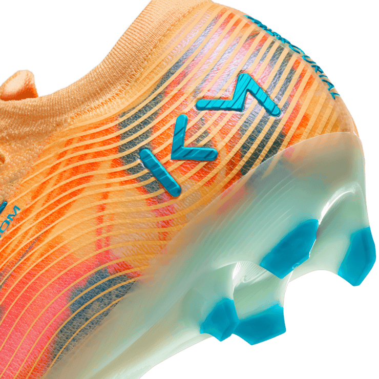 Nike Zoom Vapor 16 Elite Kylian Mbappé Limiteless Transformation Angle 52