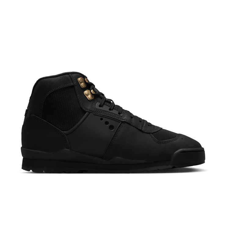 Nike Baltoro Black Metallic Gold Angle 2